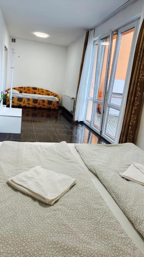 3 Apartments In 1 Location Prague Exterior photo
